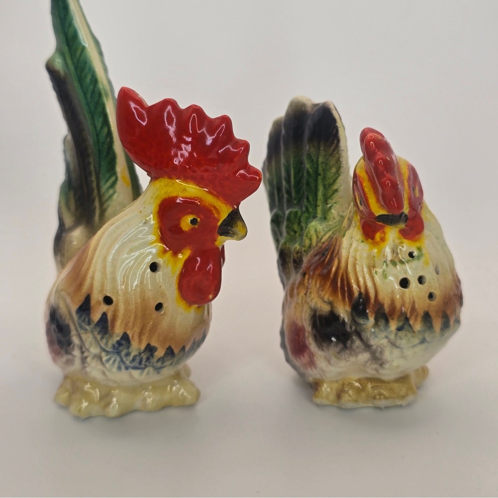 Vintage Rooster Hen Salt Pepper Shakers Farmhouse Decor Victoria Ceramics Japan